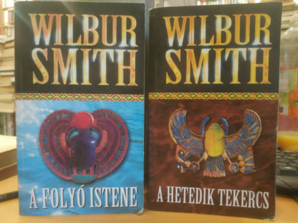 Wilbur Smith - 2 db Wilbur Smith: A folyó istene + A hetedik tekercs
