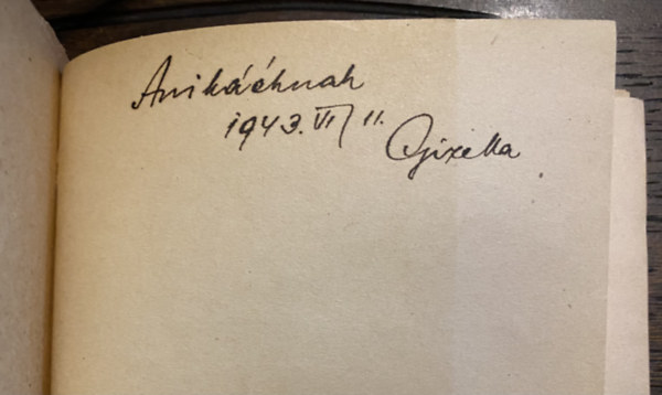 P. Tarczay Gizella - Hullámverés (Dedikált)