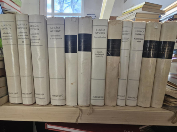 Lukcs Gyrgy - 9db Lukcs m, 12 ktetben, KNYVMENT AJNLAT: Adalkok az eszttika trtnethez I-II+ A modern drma fejldsnek trtnete+ Trtnelem s osztlytudat+ Vilgirodalom I-II+ Cikkek, tanulmnyok 1918-1919+ Mvszet s trs