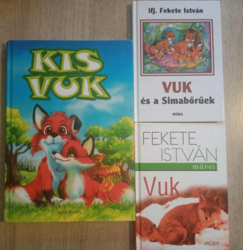 Fekete Istv�n - 3 darab Vuk k�nyv (Kis Vuk, Vuk, Vuk �s a Simab�r�ek)