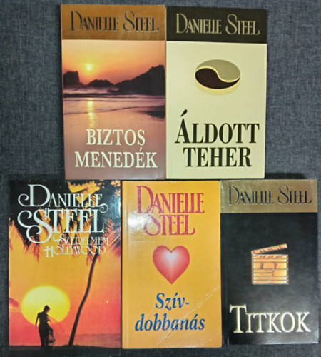 Danielle Steel - (5db) Danielle Steel romantikus könyvcsomag: Biztos menedék / Áldott teher / Szerelmem Hollywood / Szívdobbanás / Titkok