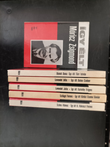 6 db knyv az gy lt sorozatbl: Mricz Zsigmond, Trr Istvn, Csehov, Karinthy Frigyes, Krsi Csoma Sndor, II. Rkczi Ferenc