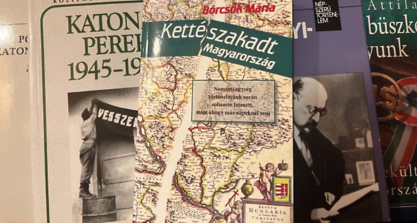 Börcsök Mária, Schönwald Pál, Trük Attila Gosztonyi Péter - Magyar történelmi csomag:Katonai perek 1945-1958 + Politikusok, katonák, események + Kettészakadt Magyarország + A Károlyi-per + Akikre büszkék vagyunk - Elmenekültek Magyarországról