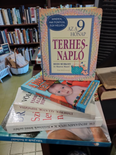 Dr. Völgyesi Ferenc, Berente Ági, Heidi Murkoff Benjamin Dr. Spock - Pedagógia- pszihológia 5 darabos könyvcsomag KÖNYVMENTŐ AJÁNLAT: Szülőnek lenni nehéz, Emberek, állatok hipnózisa, A babaápolás kézikönyve, Az a 9 hónap, Várjuk a babát