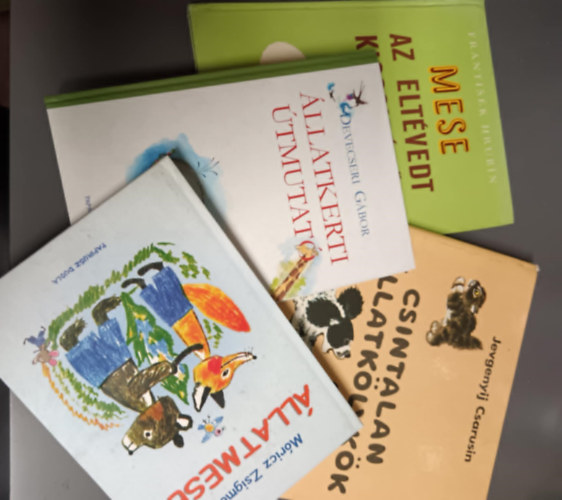 4db llatos meseknyv :Mese az eltvedt kiscsibrl+llatkerti tmutatllatmeskCsintalan llatklykk