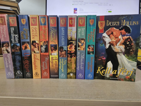 Margaret Evans Porter, Gayle Callen, Lorraine Heath, Kinley MacGregor Debra Mullins - 11db romantika, K�NYVMENT� AJ�NLAT, K�NYVCSOMAG: Kell a f�rj+ Tisztess�gtelen aj�nlat+ Vonakod� menyasszony+ Egyetlen �rint�s+ Nem mindennapi v�leg�ny+ A rejt�lyes idegen+ H�zass�g receptre+ A botr�nyh�s+ Vak v�gzet+ A kitasz�tott+