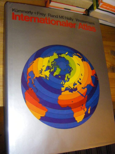 Kümmerly - Frey / Rand McNally - Internationaler Atlas (Nemzetközi atlasz) öt nyelven - pontos lenyomata a hidegháború kései szakaszának, bemutatva a korszak geopolitikai és demográfiai viszonyait