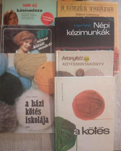 K�t�s k�nyvcsomag (7 darab) 80 olasz k�t�tt modell, 500 �j k�t�sminta, A h�mz�s var�zsa, A k�t�s, N�pi k�zimunk�k, Aranyk�z k�t�smintak�nyv, A h�zi k�t�s iskol�ja