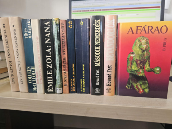 Howard Fast, Cronin A.J., Stefan Zweig, Somerset Maugham, Emil Zola, John Fowles, Colleen McCullough, Lev Tolsztoj Boleslaw Prus - 9 db világirodalom 12 kötetben, KÖNYVMENTŐ AJÁNLAT: A fáraó+ Bevándorlók+ Második nemzedék+ Nyugtalan szív+ Az ördög sarkantyúja+ Nana+ A francia hadnagy szeretője+ Tövismadarak+ Anna Karenina I-II