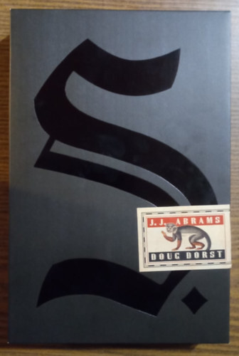 J. J. Abrams; Doug Dorst - S. - Thészeusz hajója