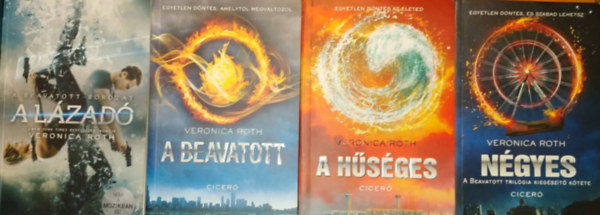 Veronica Roth - N�gyes + A beavatott + A l�zad� + A h�s�ges