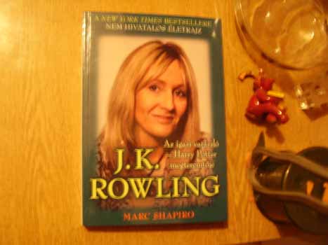 Shapiro Marc - J.K. Rowling- Az igaz varzsl